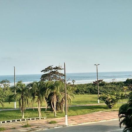 شقة بيرتيوغا  في Indaia Apartamento De Frente Ao Mar المظهر الخارجي الصورة