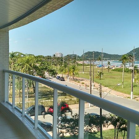 شقة بيرتيوغا  في Indaia Apartamento De Frente Ao Mar المظهر الخارجي الصورة