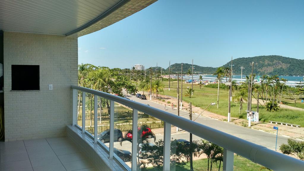 شقة بيرتيوغا  في Indaia Apartamento De Frente Ao Mar المظهر الخارجي الصورة